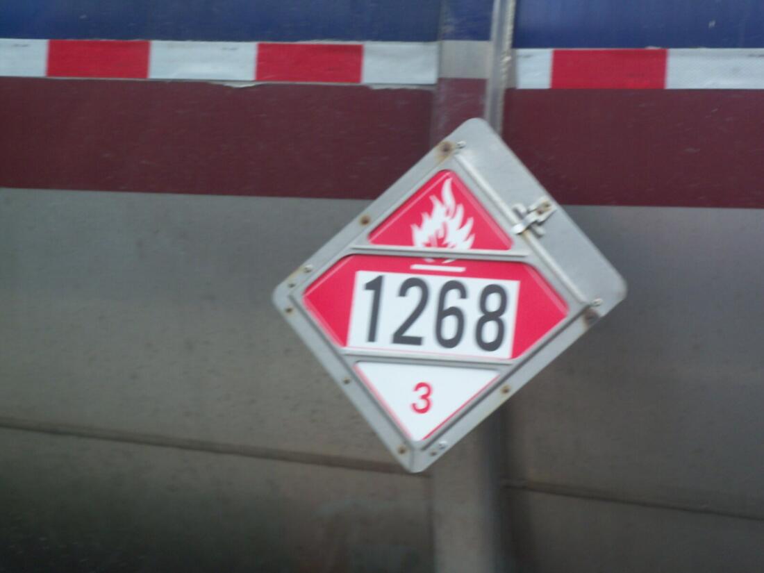 Hazardous materials placard with identification number