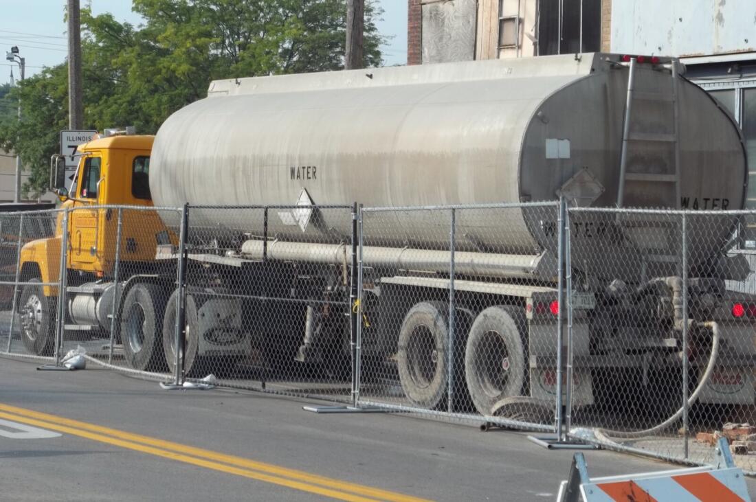 Cargo Tank Truck of Water